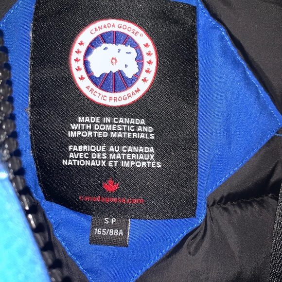 Canada Goose Jacket - Picture 9 of 9